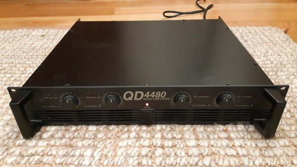 INTER-M QD-4480 Amply Khuyếch Đại 4 kênh 80W (8Ω)