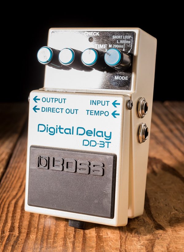 BOSS DD-3 Bàn đạp Digital Delay