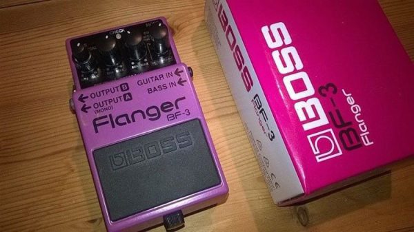 BOSS BF-3 Flanger Pedal cho guitar điện