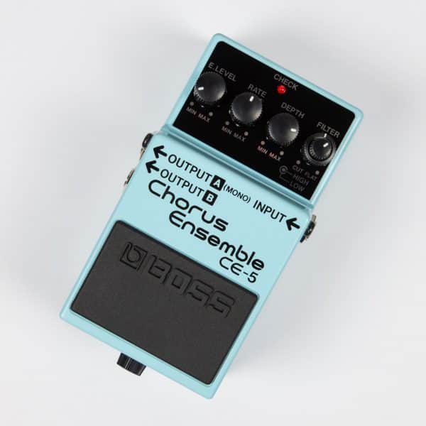 BOSS CE-5 Pedal Hiệu Ứng Chorus Guitar