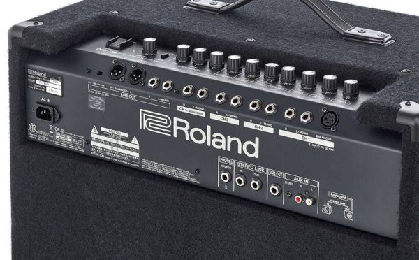 ROLAND KC-600 Loa đa năng cho đàn phím