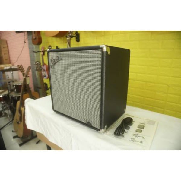 fender%20rumble%2040 3 600x600