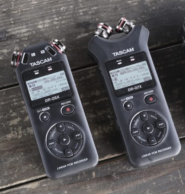 TASCAM DR-07X MÁY THU ÂM STEREO CẦM TAY