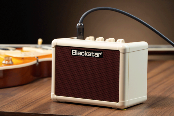 loa guitar dien BLACKSTAR BA102032 4