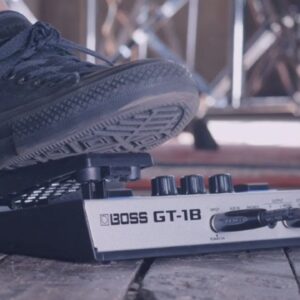 boss gt 1b bo da hieu ung guitar 1