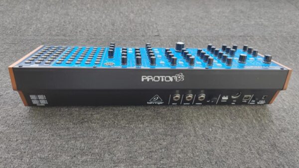 behringer proton analog synthesizer 3