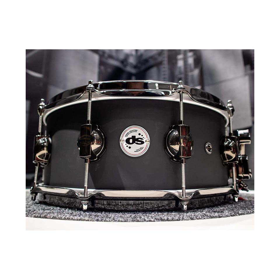 ds drum dsve1465snwk trong rebel custom shop 14x6 inch ds drum dsve1465snwk trong rebel custom shop 14x6 inch