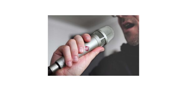 neumann kms 105 micro condenser cam tay 1