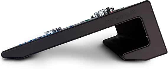 allen heath qu 32c mixer 2 allen heath qu 32c mixer 2