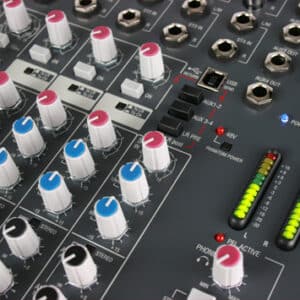 allen heath zed2402 mixer 1