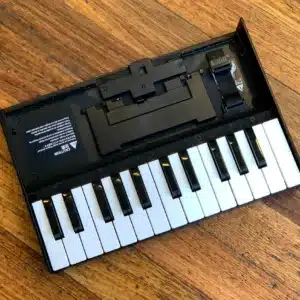 ban phim roland k 25m 1