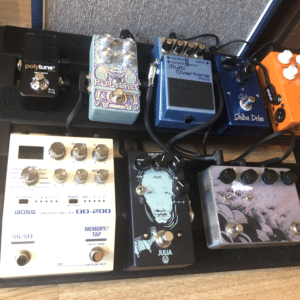 boss mo 2 pedal multi overtone