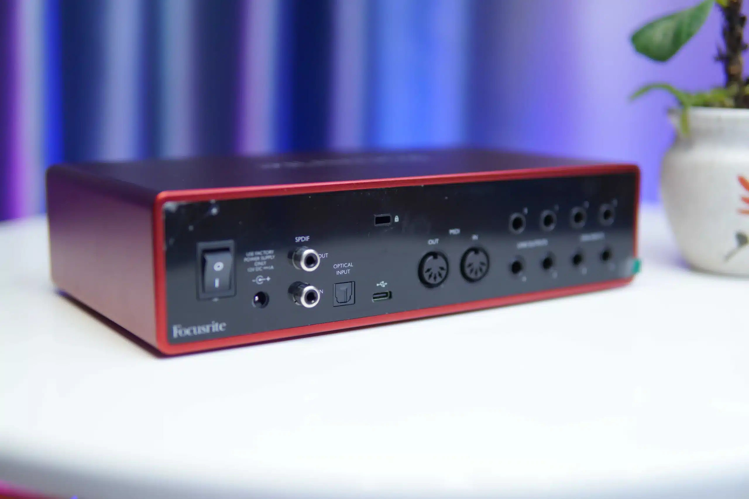 Focusrite Scarlett 18i8 (3rd Generation) Interface Soundcard focusrite scarlett 18i8 3rd 1