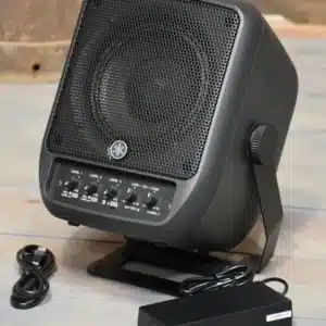 Hệ thống âm thanh di động Yamaha STAGEPAS 100 //E yamaha stagepas 100 e 1