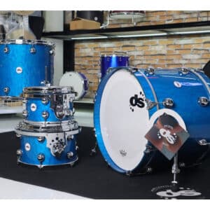 92916 Rebel Custom Shop Maple/Walnut shells - Teal over Quilted Maple - Lacquer 20 inch DS DRUM | DS DRUM DS23/92916 46201 6