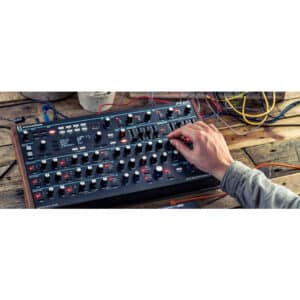 novation peak