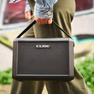 roland cube st mi loa guitar di dong 2