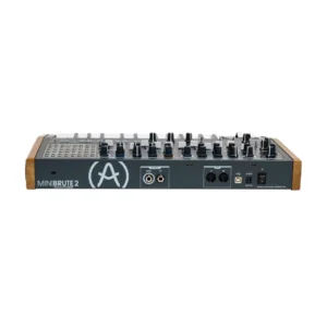 synthesizer arturia minibrute 2