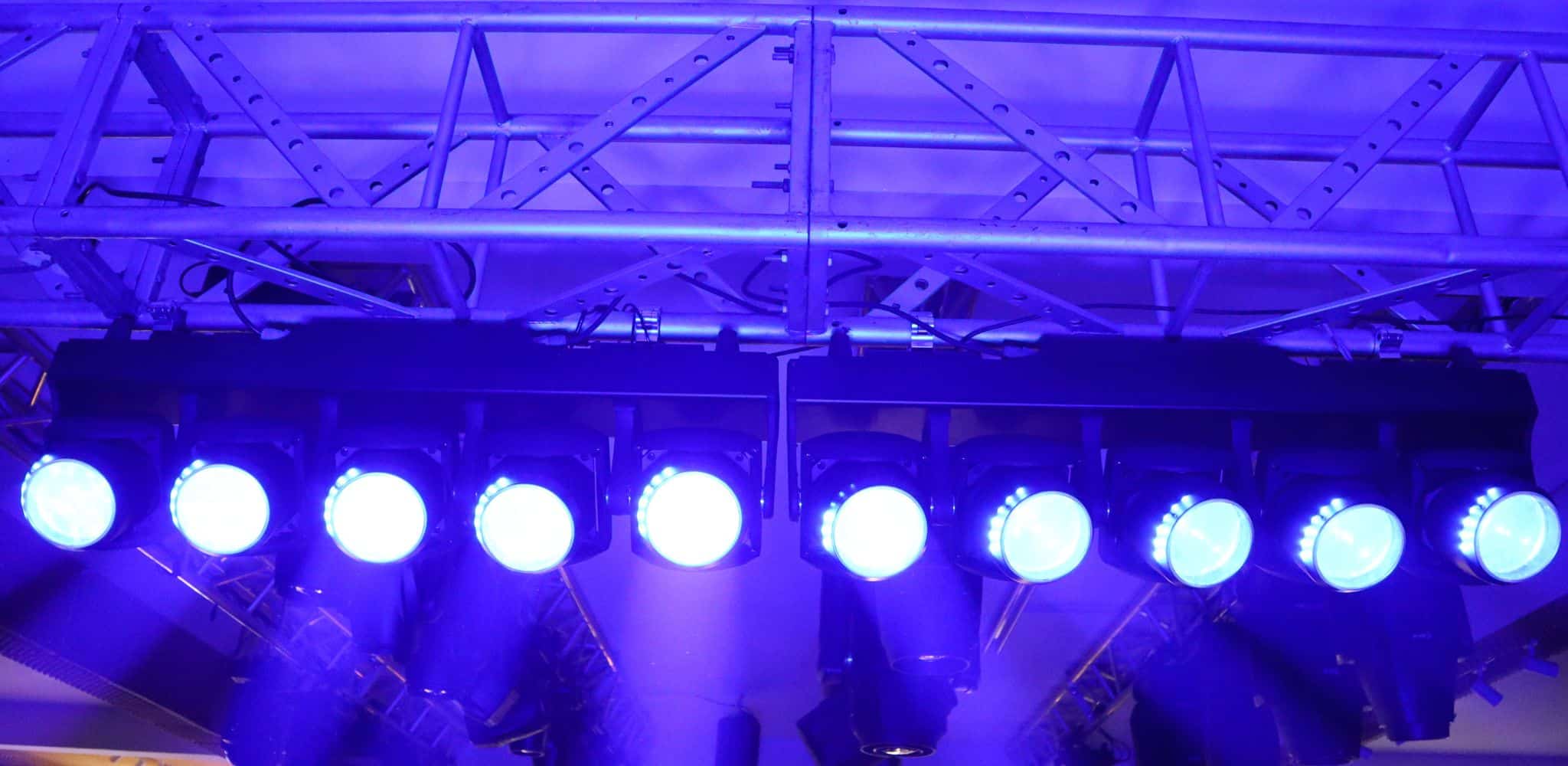 den led moving bar mitek hbk tornado 5 x 120w2 den led moving bar mitek hbk tornado 5 x 120w2