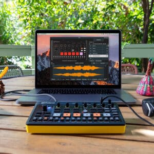 ROLAND P-6 Thiết Bị Lấy Mẫu Âm Thanh AIRA Compact Creative Sampler roland p 6 aira compact creative sampler 5